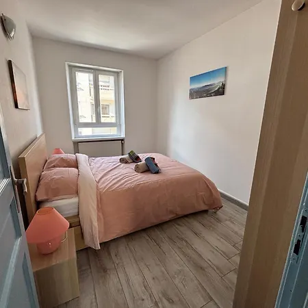 Lägenhet Charmant T2 Au Calme, Parking, Proche Centre Colmar