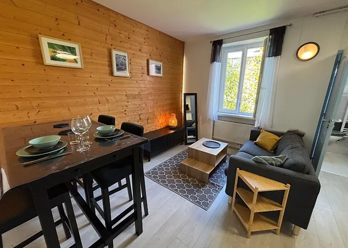 Charmant T2 Au Calme, Parking, Proche Centre Daire *